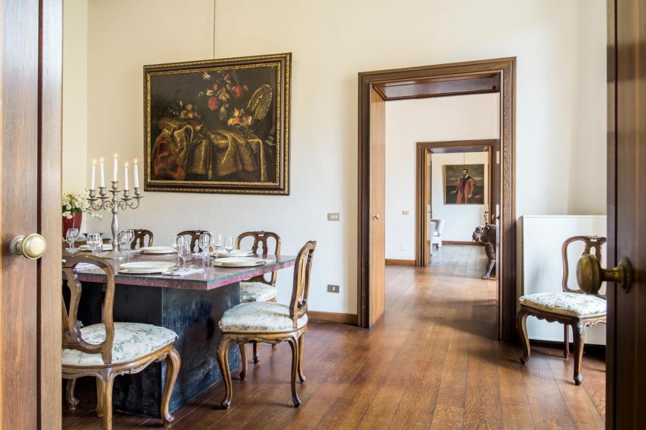 Palazzo Berardi: Renaissance Downtown Luxury Casa de férias