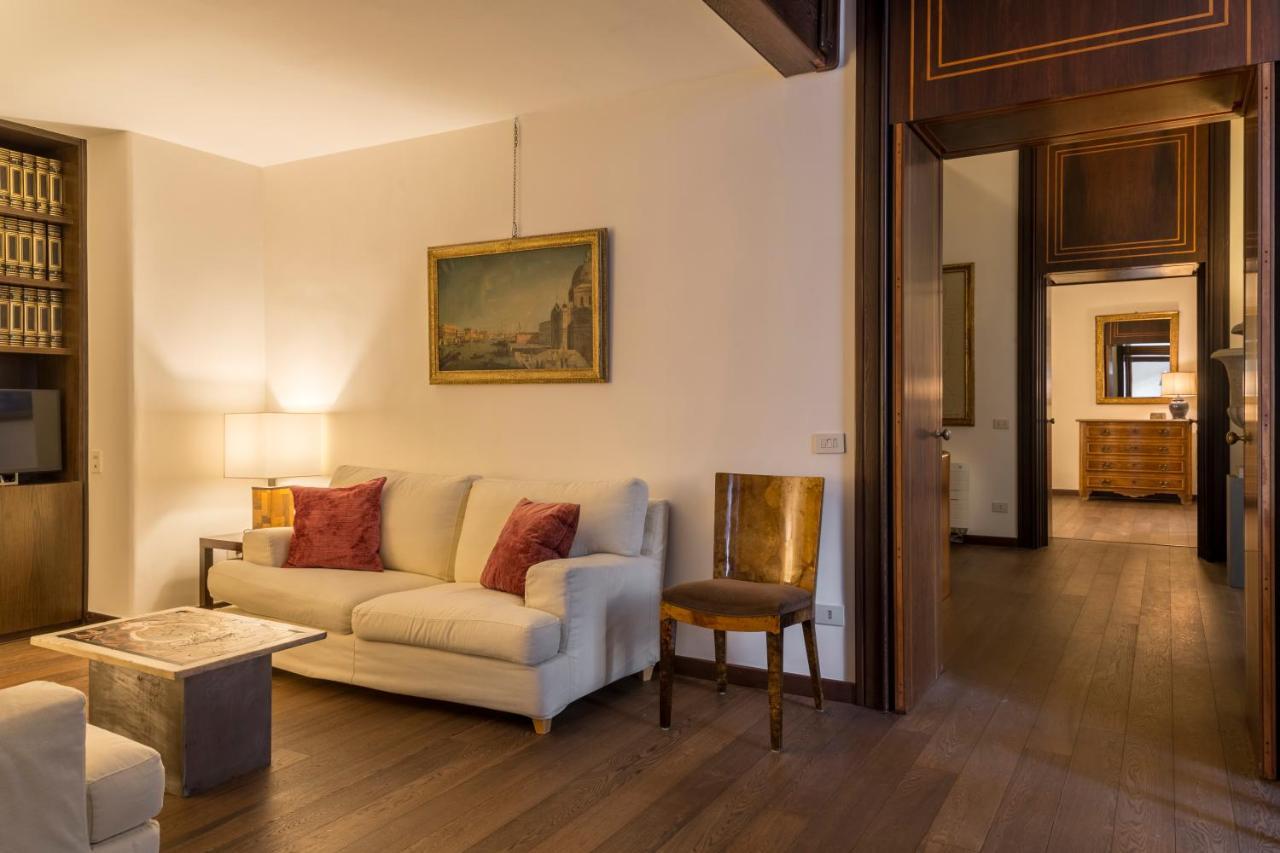 Palazzo Berardi: Renaissance Downtown Luxury Casa de férias *